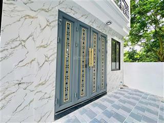 Bán gấp nhà phượng đồng, phụng châu, xây 5 tầng, chỉ cách trường đại học td tt 500m