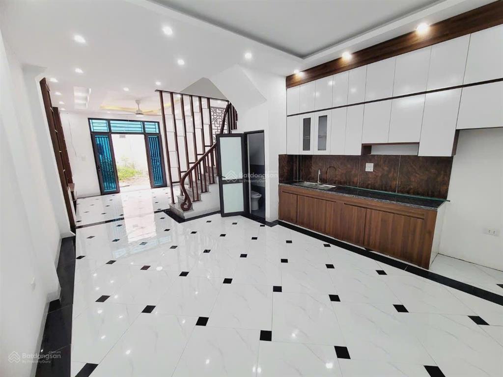 Bán gấp nhà la phù an khánh 34m2  3 tầng 3pn  giá 3,9 tỷ có tl