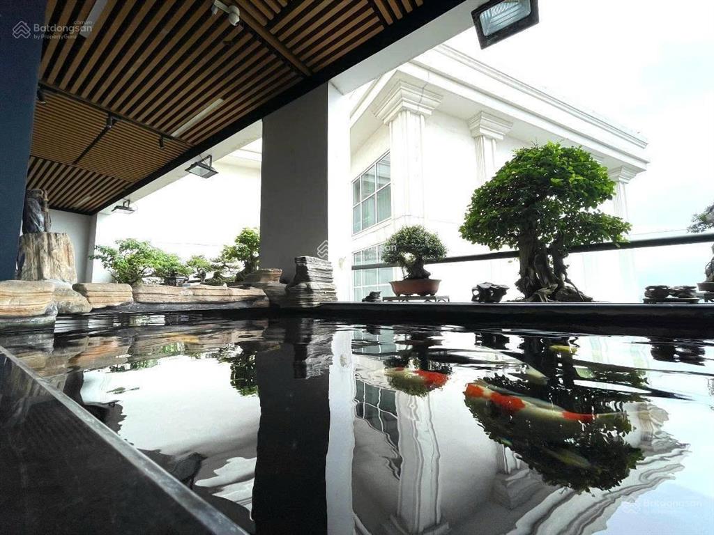 Penthouse hiếm có bán tại aqua central, giá cực tốt view sông hồng, hồ tây tuyệt đẹp.  0965 666 ***