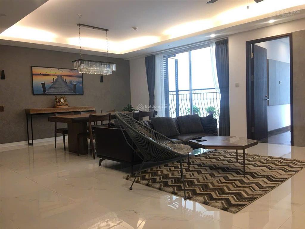 Bán căn hộ 3pn tầng cao view sông hồng cực đẹp, full nội thất, sổ đỏ, giá tốt nhất.  0965 666 ***
