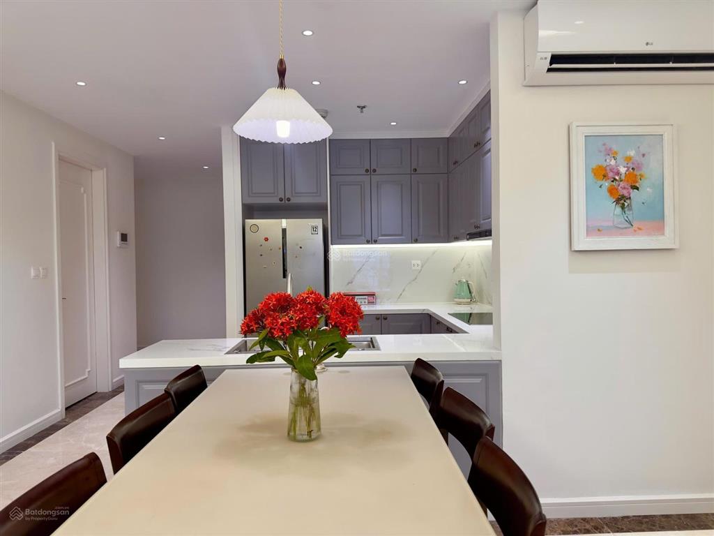 Chính chủ bán căn hộ 3pn tại d'eldorado tầng cao view hồ. full nội thất, sổ đỏ. 0965 666 ***