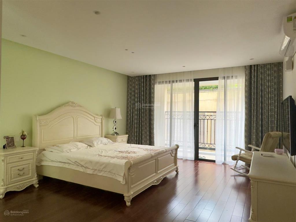 Chính chủ bán căn hộ 3pn tại d'eldorado tầng cao view hồ. full nội thất, sổ đỏ. 0965 666 ***