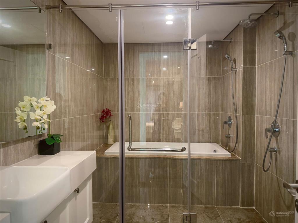 Chính chủ bán căn hộ 3pn tại d'eldorado tầng cao view hồ. full nội thất, sổ đỏ. 0965 666 ***