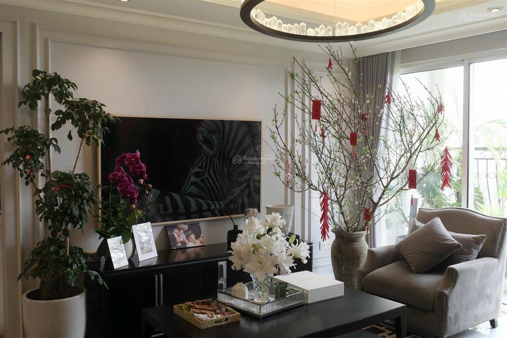 Hiếm có bán căn góc 150m, 4pn tầng cao view sông hồng tại aqua central. nội thất nhập khẩu, sổ đỏ