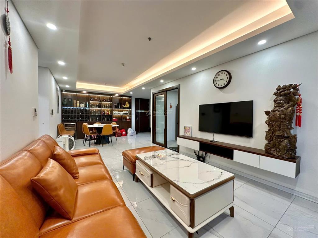 Hiếm có căn hộ 3pn tại aqua central 44 yên phụ, 3pn, 120m2. full nội thất, sẵn sổ đỏ 0965 666 ***