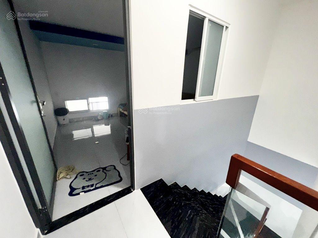 Đối diện vạn phúc city  nhà 60m2 x2 tầng, 3 phòng ngủ, nhỉnh 5 tỷ có thương lượng