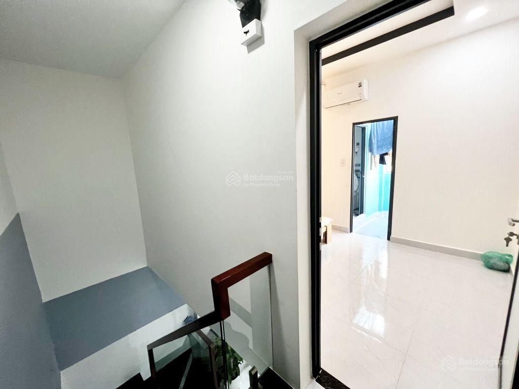 Đối diện vạn phúc city  nhà 60m2 x2 tầng, 3 phòng ngủ, nhỉnh 5 tỷ có thương lượng
