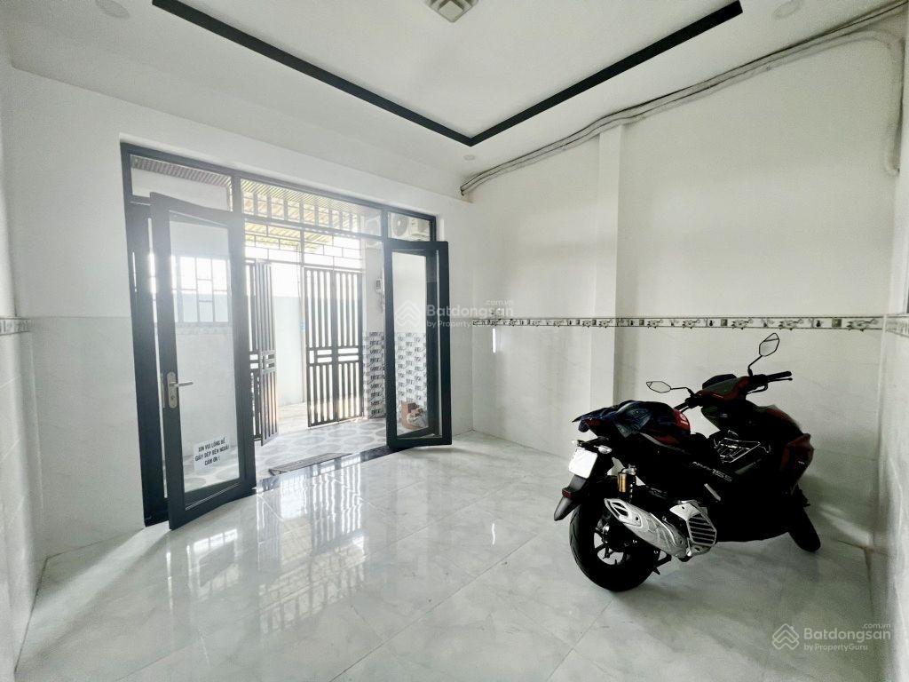 Đối diện vạn phúc city  nhà 60m2 x2 tầng, 3 phòng ngủ, nhỉnh 5 tỷ có thương lượng