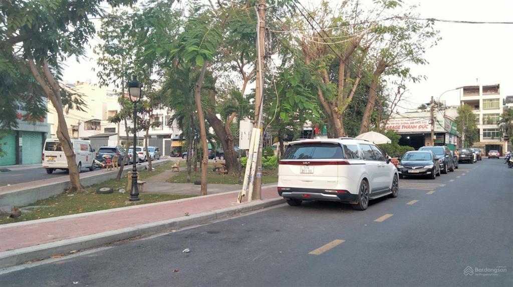 Lô đất xe hơi  gigamall phạm văn đồng, phía bên sông sài gòn 68.8m2, chỉ 6.35 tỷ