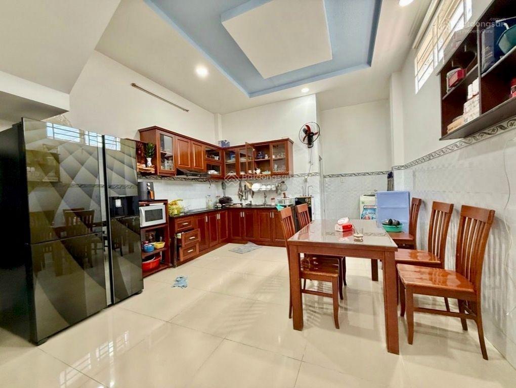 Gần vạn phúc city, xe hơi 5m  nhà đẹp 3 tầng, lô góc thoáng mát75.4m2 ngang 5.3m chỉ 7 tỷ nhỉnh