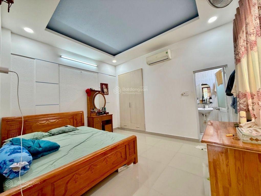 Gần vạn phúc city, xe hơi 5m  nhà đẹp 3 tầng, lô góc thoáng mát75.4m2 ngang 5.3m chỉ 7 tỷ nhỉnh