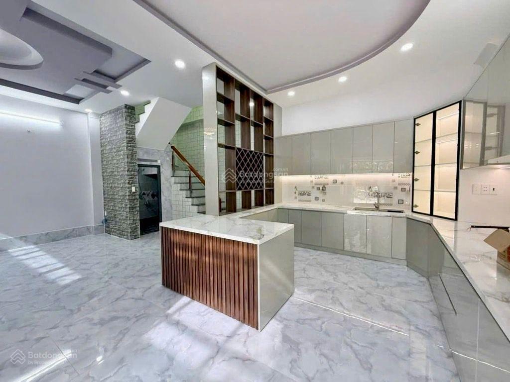 Nhà 71m2 x4 tầng ngang 7m , hxh gần gigamall phạm văn đồng , hơn 8 tỷ