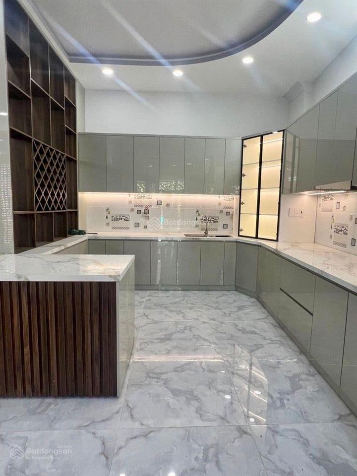 Nhà 71m2 x4 tầng ngang 7m , hxh gần gigamall phạm văn đồng , hơn 8 tỷ