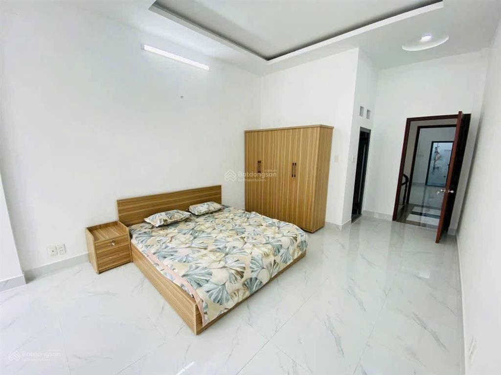 Khu phía bên sông  gigamall phạm văn đồng  2 tầng btct 100m2 (5x20)  hxh thông  hơn 9 tỷ tl
