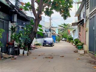 Nhà đẹp ngay chợ hiệp bình 80m ngang 5m  xe hơi đỗ cửa  hiệp bình chánh  hơn 5 tỷ