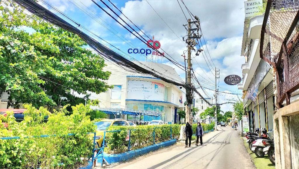 Gần coopmart bình triệu & đại học luật  vị trí trung tâm chủ gấp bán nhanh xe hơi đỗ cửa 90m