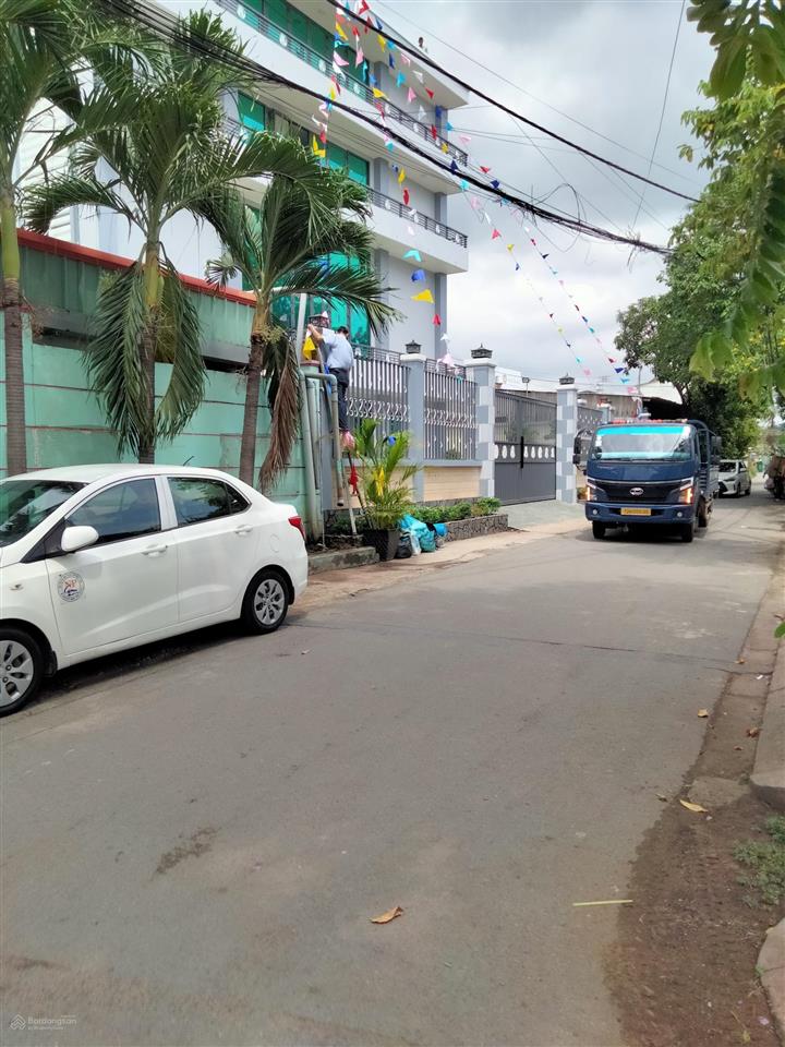 Gần vạn phúc city, lô đất 156m2 chỉ nhỉnh 7 tỷ , xe hơi đỗ, quốc lộ 13  (gần 47m/m2)