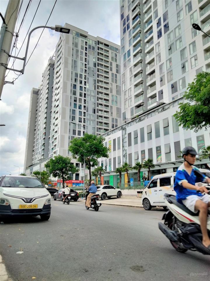Mặt tiền kinh doanh đường số  cạnh urban green  đối diện vạn phúc city