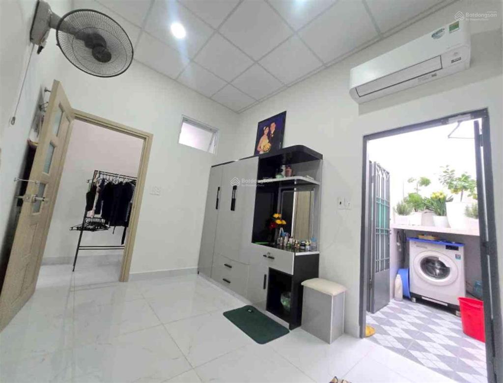 Mặt tiền kinh doanh đường số  cạnh urban green  đối diện vạn phúc city