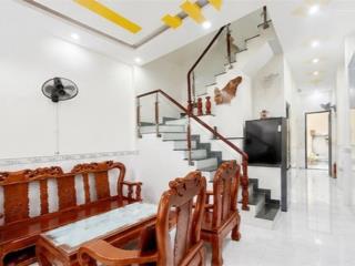Nhà 4 phòng ngủ  nhỉnh 5 tỷ  64m2 hiệp bình phước