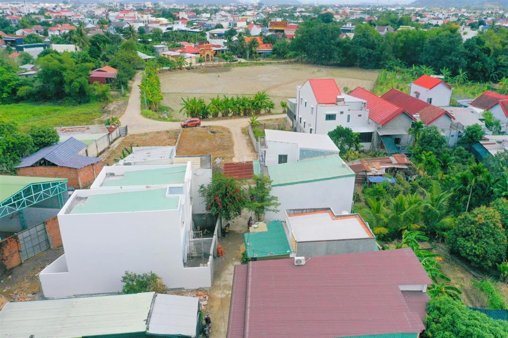 Giá rẻ chốt nhanh nhà mới xây 2 tầng 3pn 72m2 chỉ 6t2 tại diên lạc, diên khánh. cách nha trang 15ph