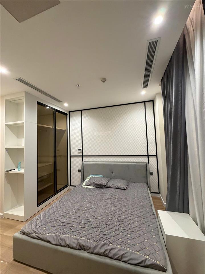 Bán căn hộ 2pn tại icon40 hạ long  view đẹp, đầy đủ tiện nghi, gi vận hành ngay giá 3,x tỷ