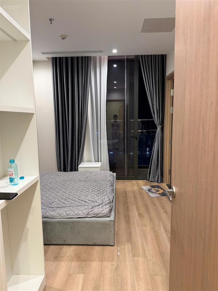 Bán căn hộ 2pn tại icon40 hạ long  view đẹp, đầy đủ tiện nghi, gi vận hành ngay giá 3,x tỷ