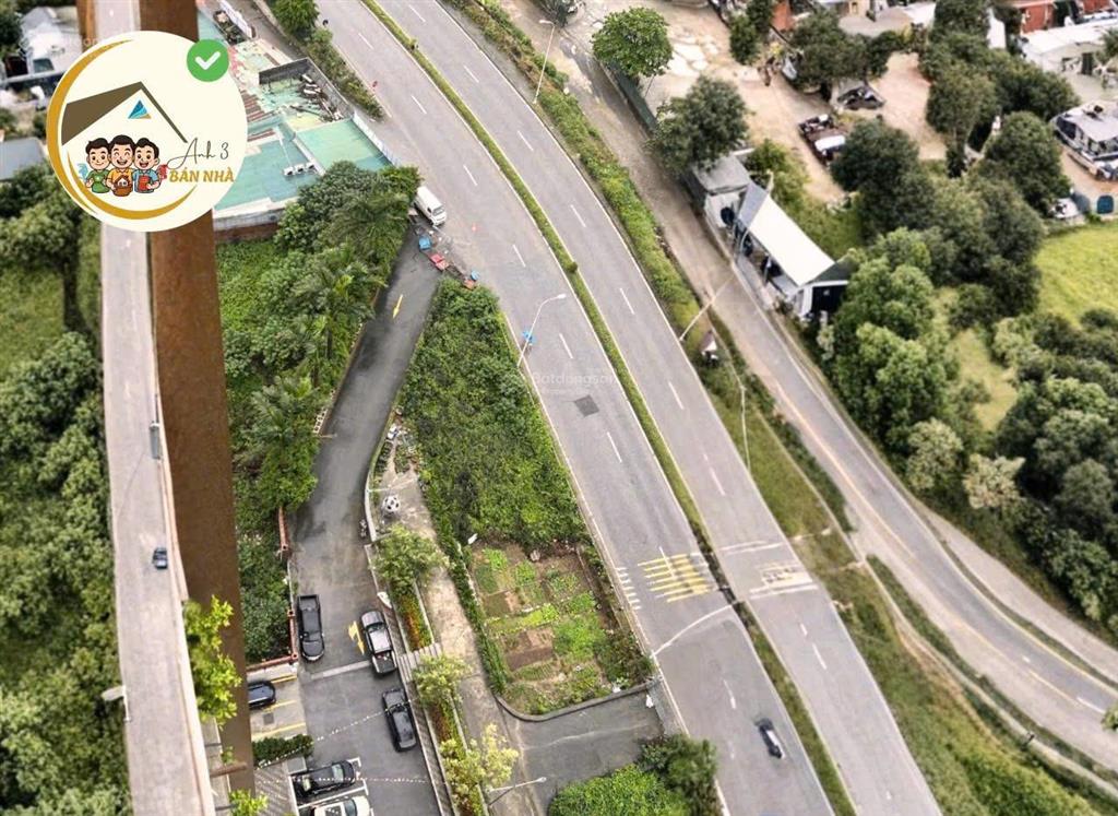 Cho thuê ch 2pn 2wc tại tây hồ riverview 0977 396 ***