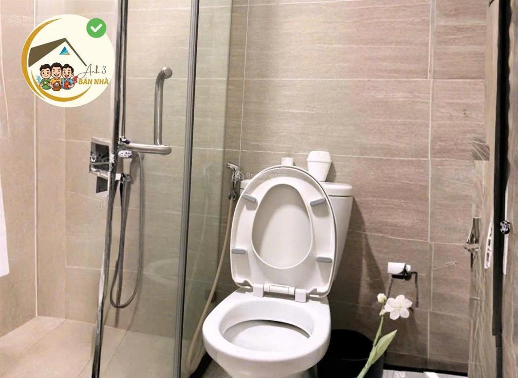 Cho thuê ch 2pn 2wc tại tây hồ riverview 0977 396 ***