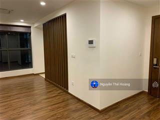 Giá thật, gia đình cần bán ch 3n  2wc 107m2, tầng thoáng mát, có thể vào ở luôn, giá hơn 6 tỷ