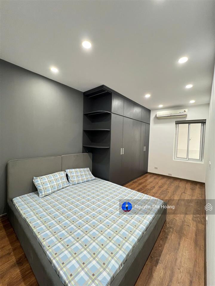 Giá thật, bán ch 3n  2wc 110m2 tòa c14. tầng trung bc thoáng mát, full nội thất, sổ đỏ, giá 8 tỷ