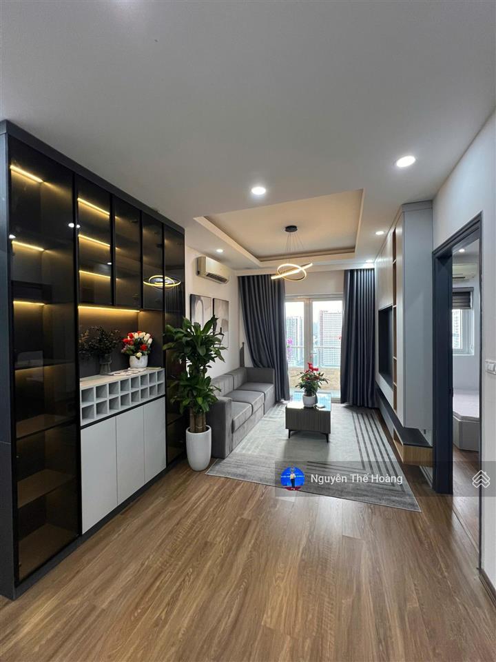 Giá thật, bán ch 3n  2wc 110m2 tòa c14. tầng trung bc thoáng mát, full nội thất, sổ đỏ, giá 8 tỷ