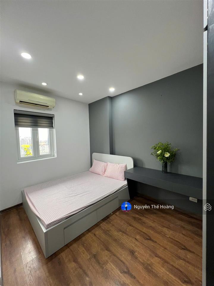 Giá thật, bán ch 3n  2wc 110m2 tòa c14. tầng trung bc thoáng mát, full nội thất, sổ đỏ, giá 8 tỷ