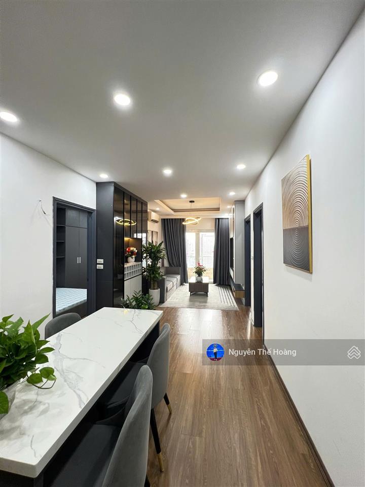 Giá thật, bán ch 3n  2wc 110m2 tòa c14. tầng trung bc thoáng mát, full nội thất, sổ đỏ, giá 8 tỷ