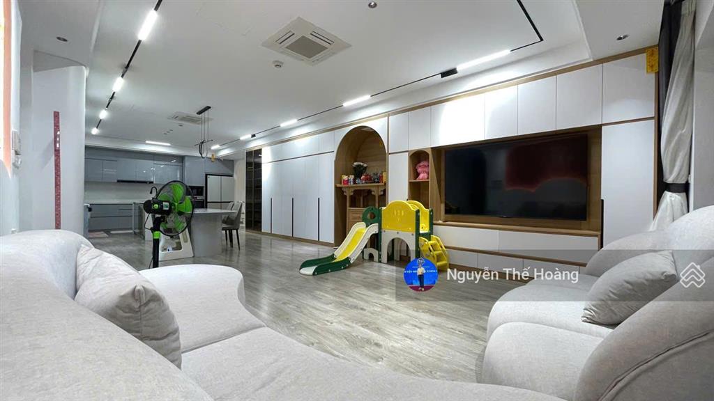 Giá thật, bán ch 3n  2wc 95m2 tòa handico 33, căn góc 2 ban công, tầng trung thoáng mát, full đồ