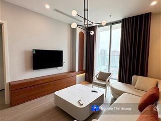 Giá thật, bán căn hộ 2n  2wc 81.1m2 tòa goldenpalm. tầng trung bc đông nam, full nội thất, sổ đỏ