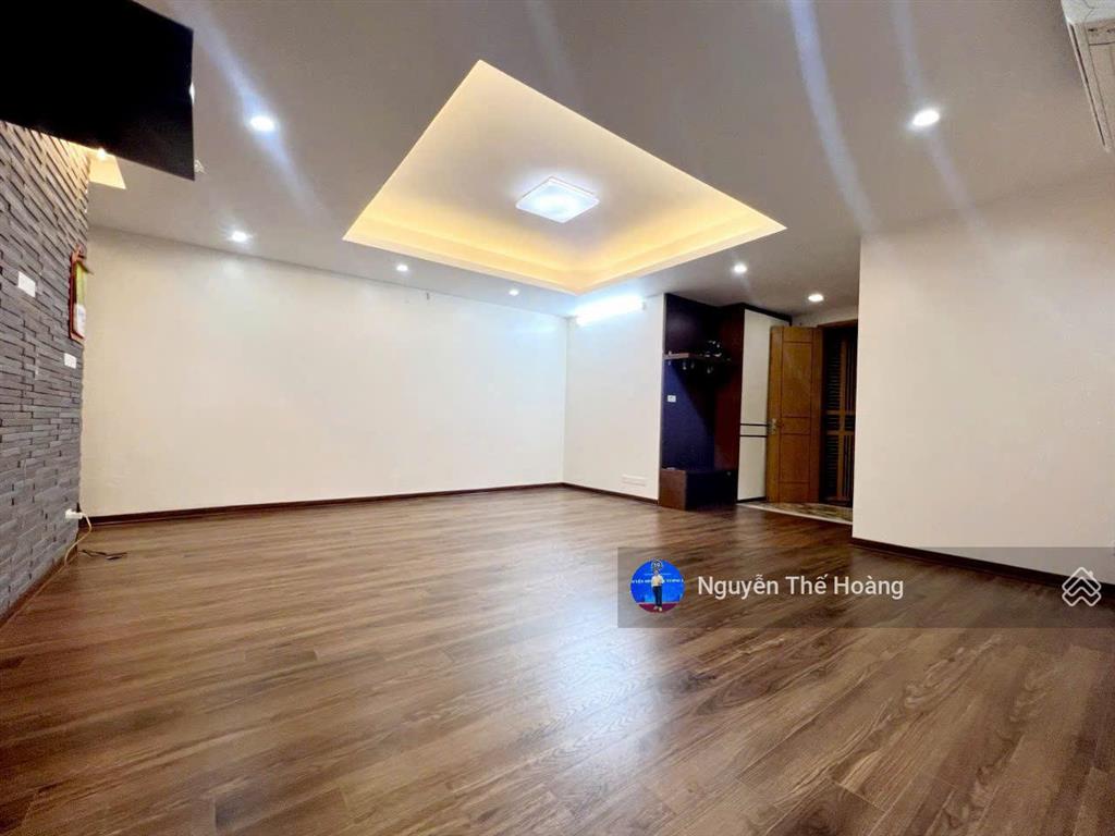Giá thật, bán ch 2n  2wc, 90m2 tòa 197 trần phú. tầng trung bc thoáng mát, full nội thất, sổ đỏ