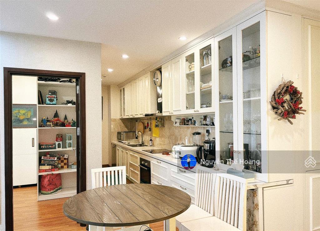 Giá thật, bán ch ~70m2, 2n  2wc tòa seasonavenue. tầng trung bc thoáng mát, full đồ đẹp, sổ đỏ