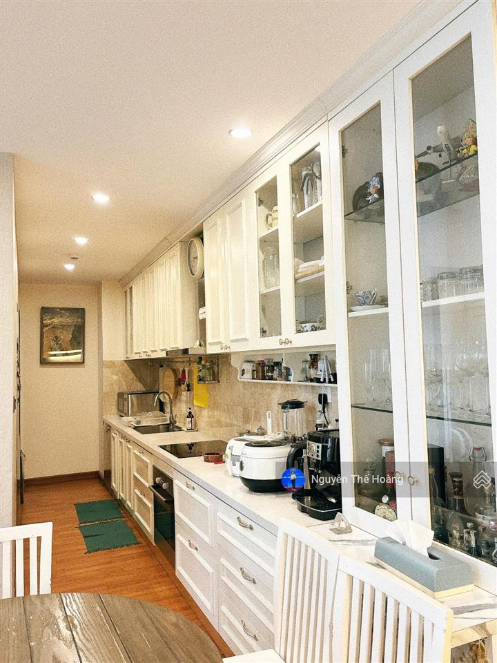 Giá thật, bán ch ~70m2, 2n  2wc tòa seasonavenue. tầng trung bc thoáng mát, full đồ đẹp, sổ đỏ