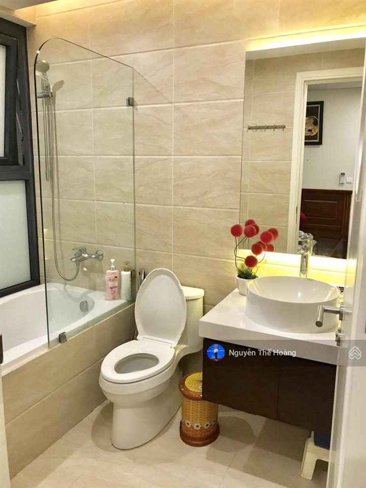 Giá thật, bán ch 3n  2wc, 80m2 tòa imperia. tầng trung bc thoáng mát, full nội thất, sổ đỏ sẵn