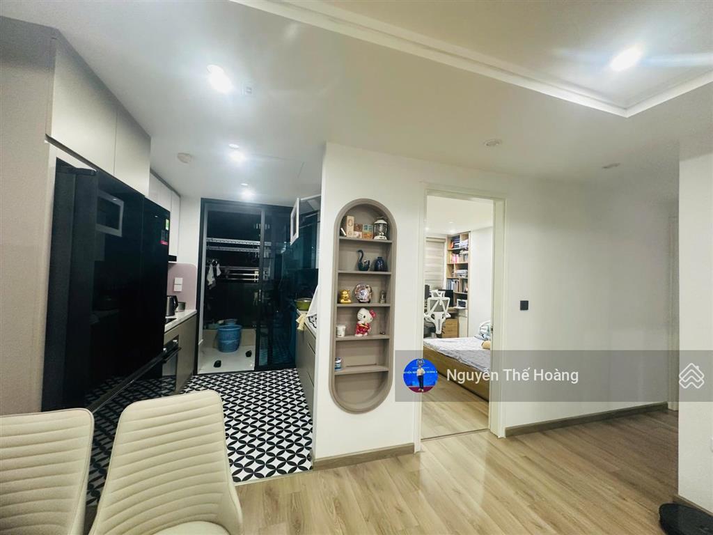 Giá thật, bán ch 3n  2wc 90m2 tòa goldseason. tầng trung bc mát mẻ, full nội thất, sổ đỏ giá 11.5t