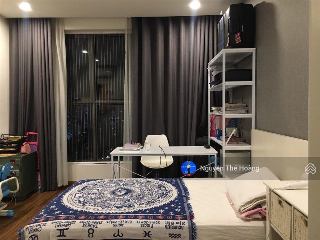 Giá thật, bán ch 2n  2wc 90m2 tòa goldenpalm. tầng trung bc thoáng mát, full nội thất, sổ đỏ sẵn