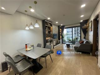 Gia đình cần bán cjh 3n  2wc, 85m2 tòa d'capital. tầng trung, bc thoáng mát, full nội thất, sổ đỏ