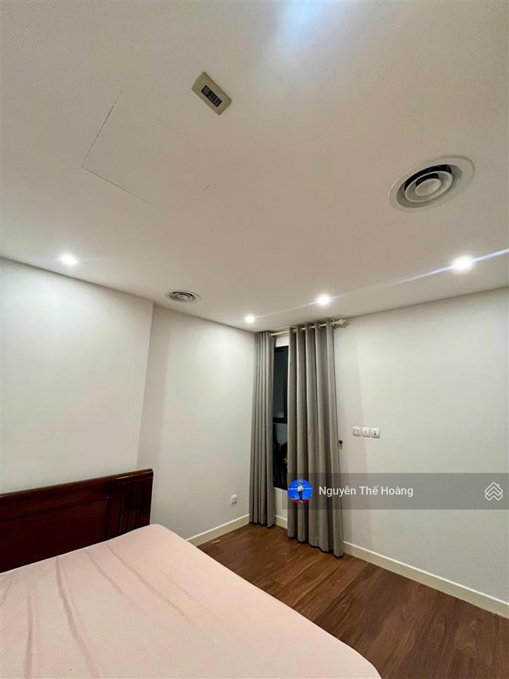 Giá thật, bán ch 3n  2wc 80m2 tòa imperia. căn góc 2 mặt thoáng, full nội thất đẹp, sổ đỏ, giá 9 t