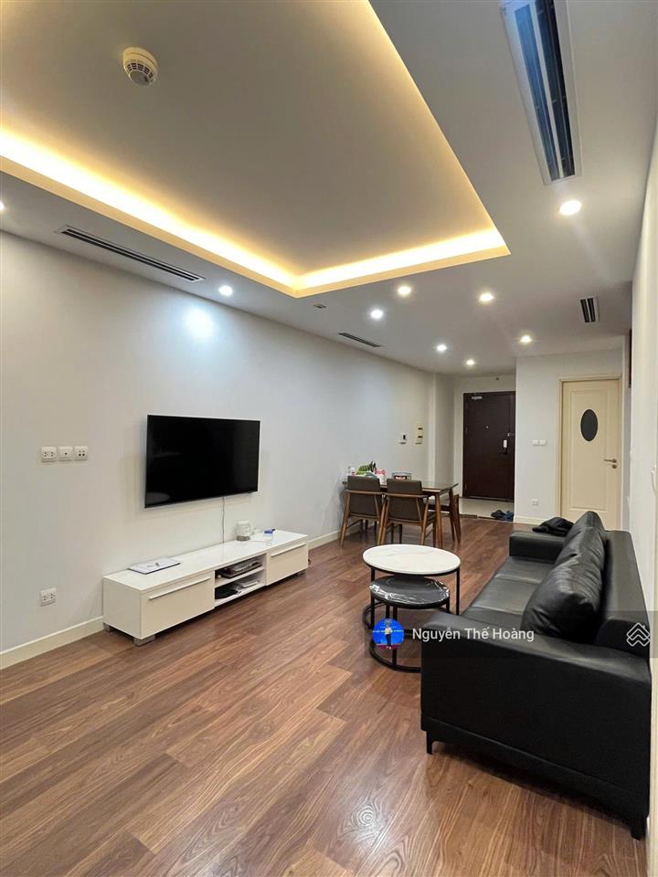 Giá thật, bán ch 3n  2wc 80m2 tòa imperia. căn góc 2 mặt thoáng, full nội thất đẹp, sổ đỏ, giá 9 t
