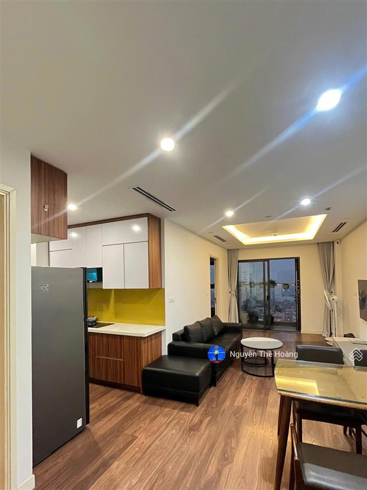 Giá thật, bán ch 3n  2wc 80m2 tòa imperia. căn góc 2 mặt thoáng, full nội thất đẹp, sổ đỏ, giá 9 t