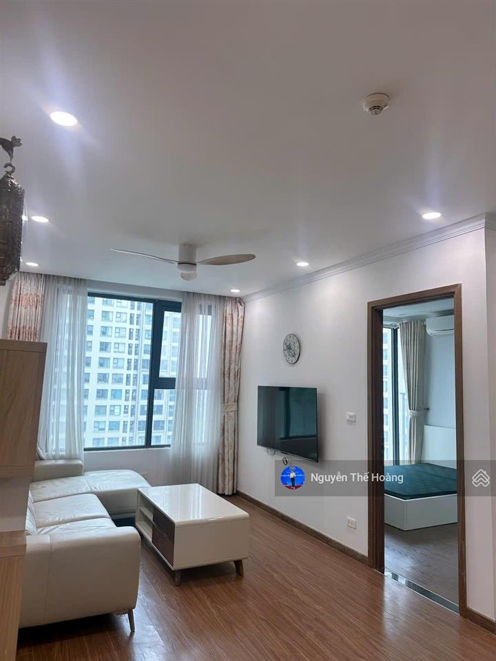 Giá thật, bán ch 2n  2wc 75m2 tòa eco green. tầng trung bc thoáng mát, full nội thất, sổ đỏ, giá 5