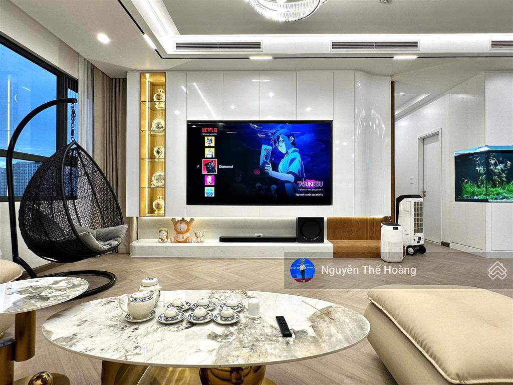 Hàng hiếm, căn 4n  3wc tòa brg. tầng trung, bc đông nam mát mẻ, nội thất cao cấp, sổ đỏ, giá 25ty3