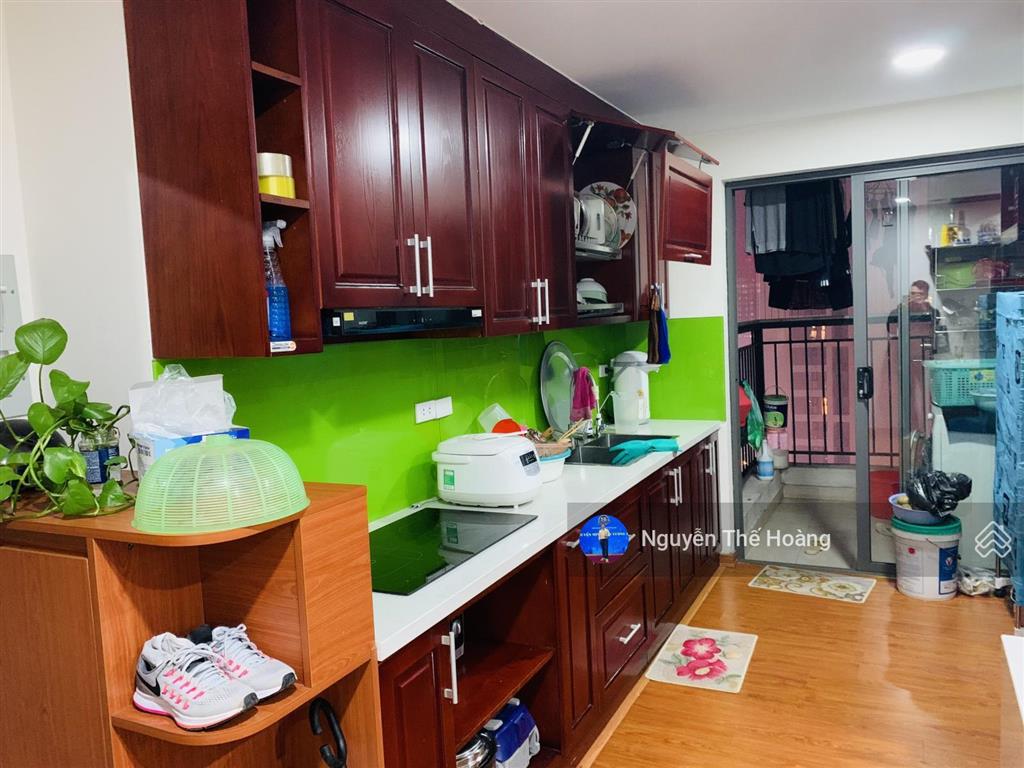 Giá thật, bán ch 2n  2wc 65m2 tòa handiresco. tầng trung bc thoáng mát, nội thất đầy đủ, sổ đỏ sẵn