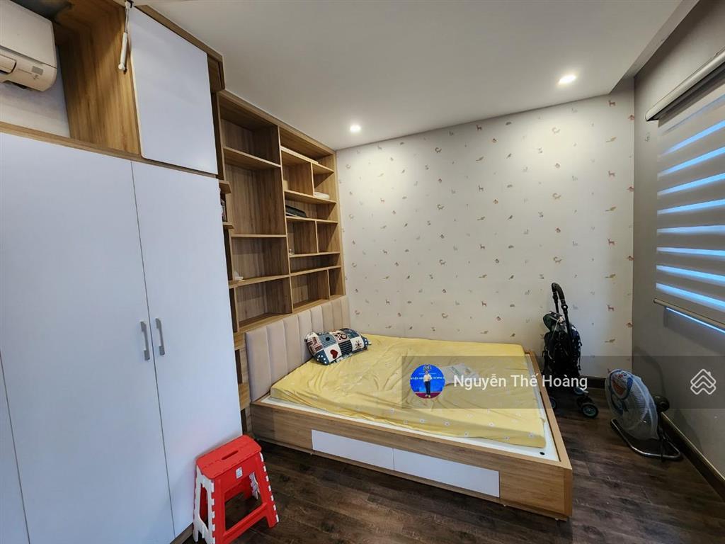 Giá thật, bán ch 3n  2wc 100m² tòa goldseason. tầng trung 2 mặt thoáng, full nội thất đẹp, sổ đỏ